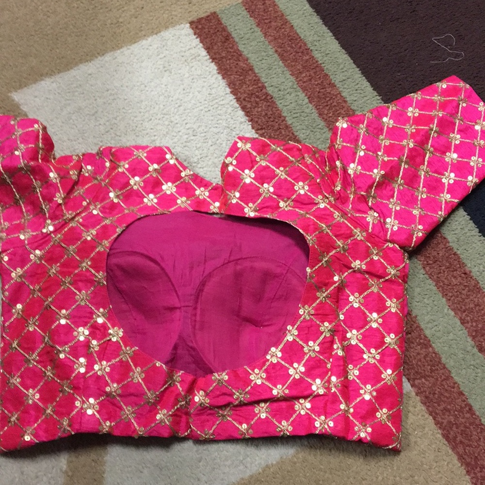Saree blouse - Picture 3 of 3